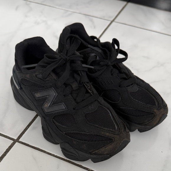 New Balance All-Black Athletic Shoes - Picture 1 of 5